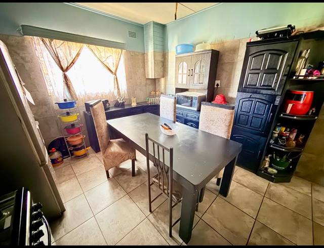 3 BEDROOM HOUSE FOR SALE IN VANDERBIJLPARK CW 6